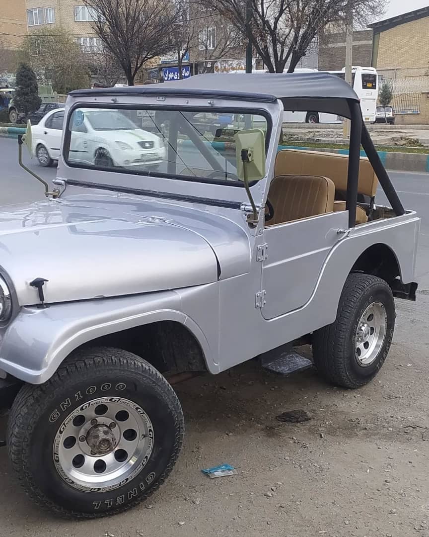 خرید و فروش خودروهای جیپ